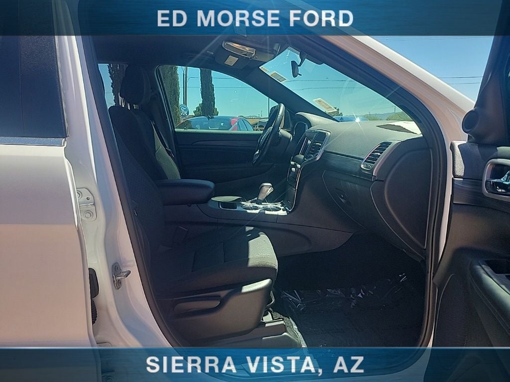 2020 Jeep Grand Cherokee Laredo E