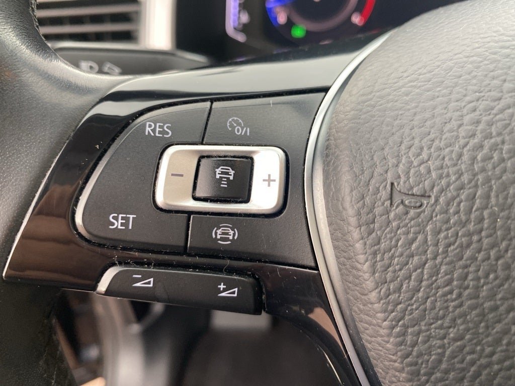 2019 Volkswagen Atlas 3.6L V6 SEL R-Line R-Line