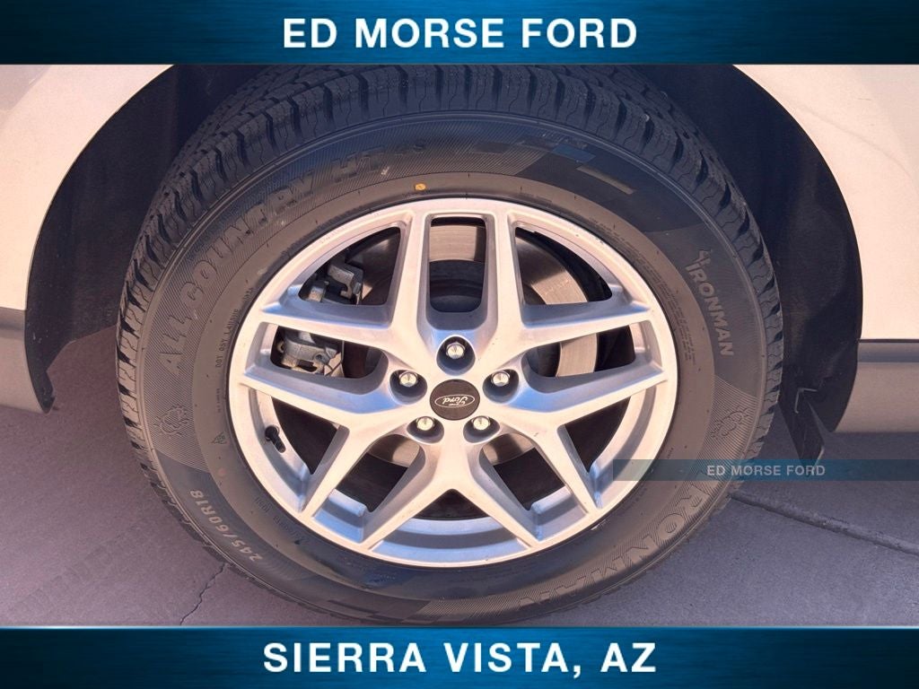 2023 Ford Edge SE