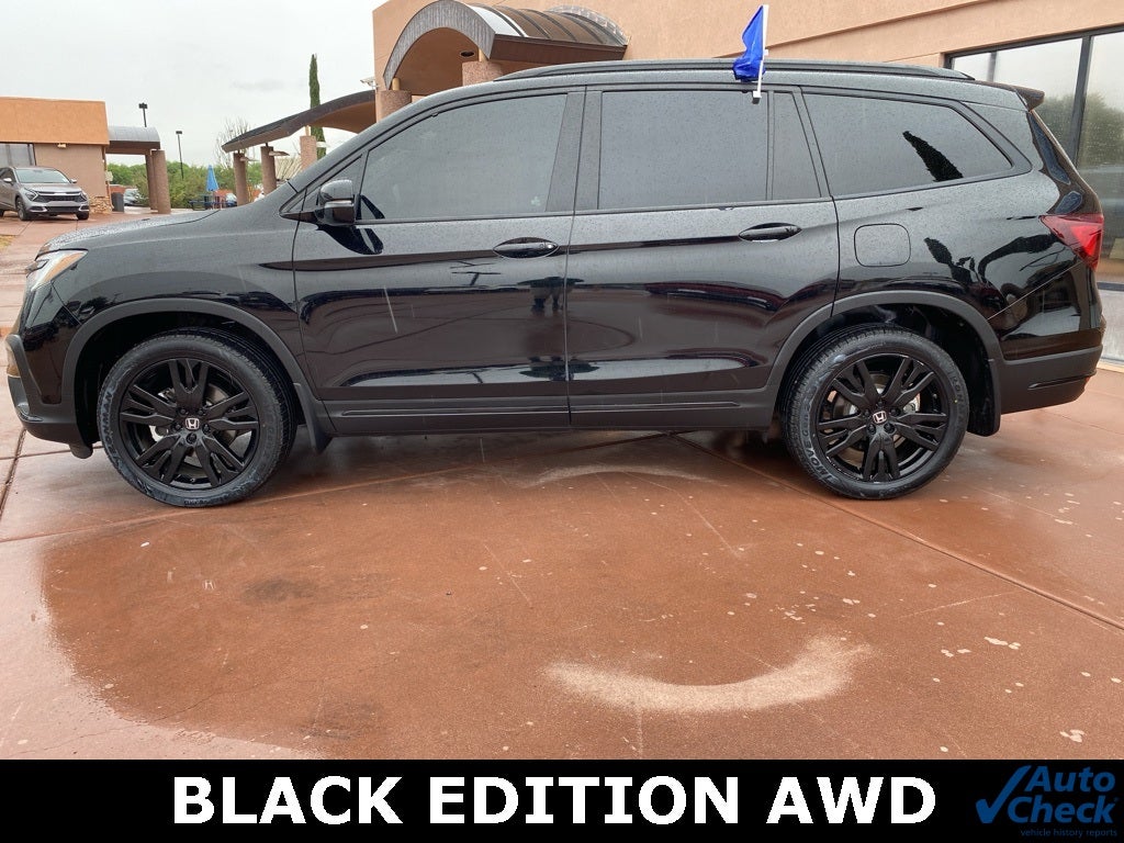 2022 Honda Pilot Black Edition