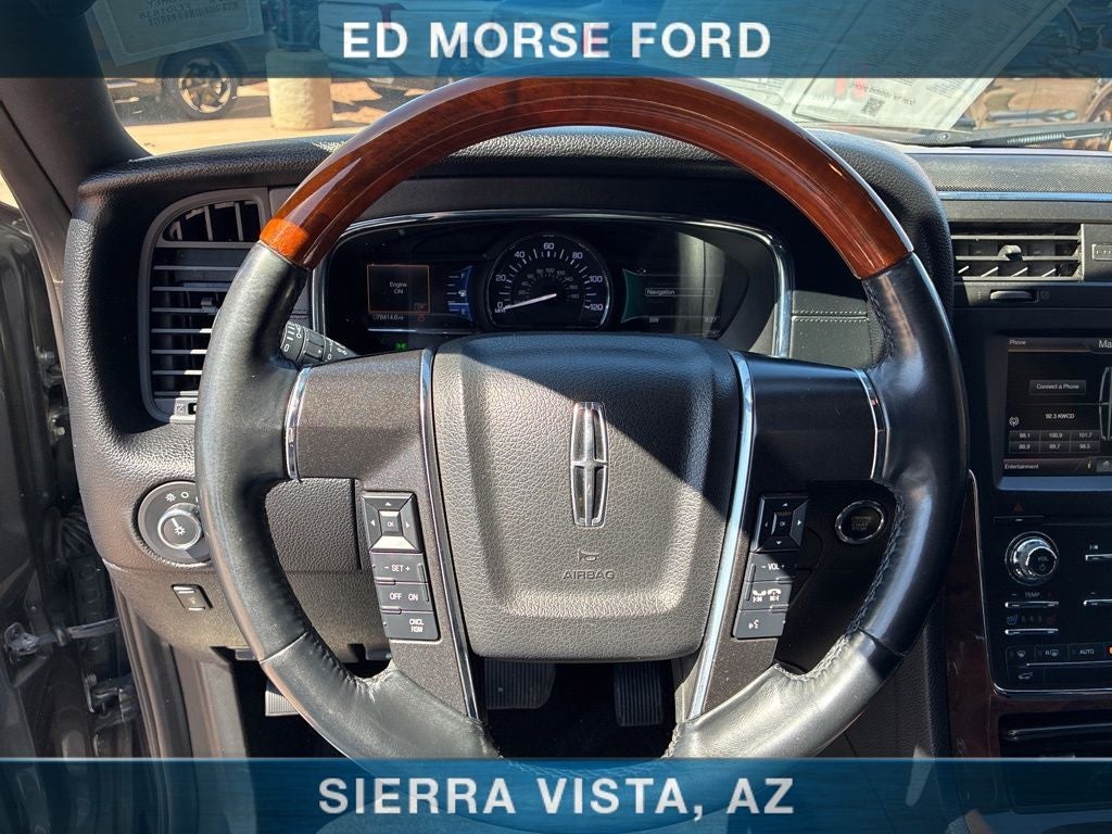 2015 Lincoln Navigator Base