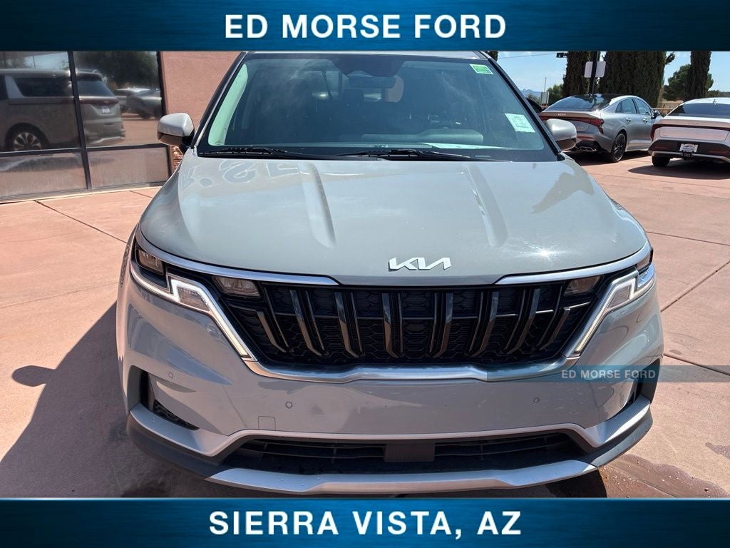 2023 Kia Carnival EX